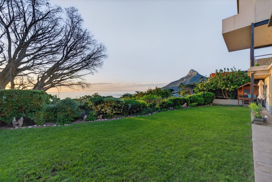 6 Bedroom Property for Sale in Camps Bay Western Cape